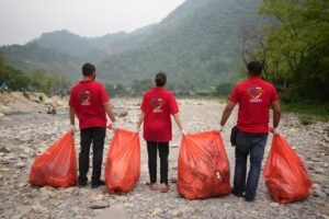 Winds of Change: Cleanup Drive at Maldevta by SRSHTI